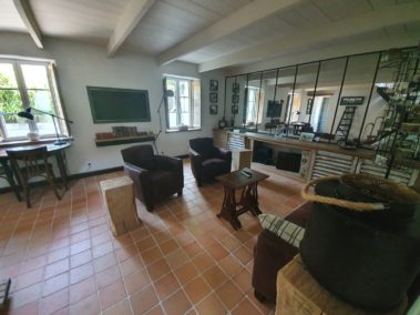 Location 4 personnes BELLE ILE salon 2